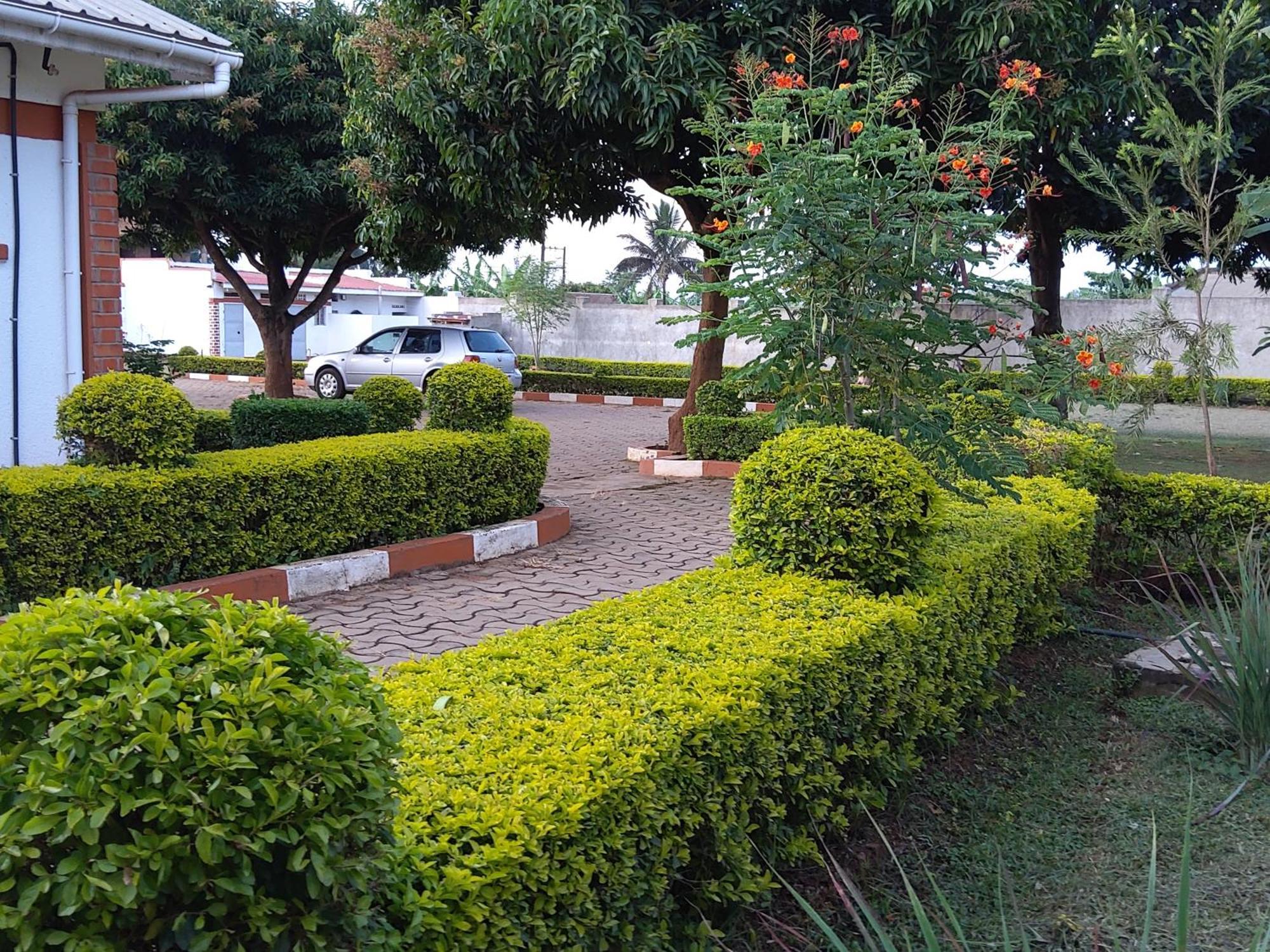 Lucia Villas Mbale Bagian luar foto