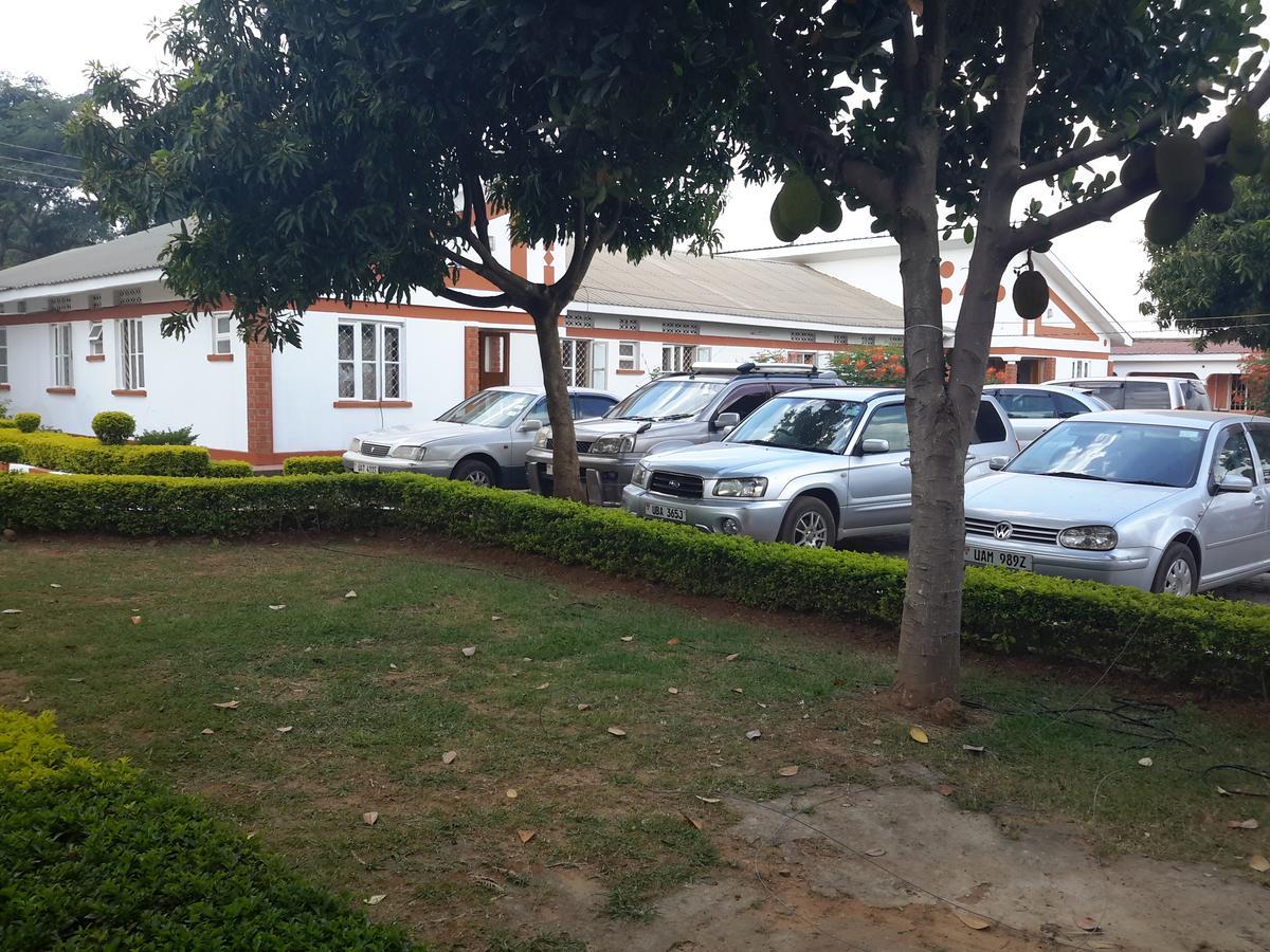 Lucia Villas Mbale Bagian luar foto