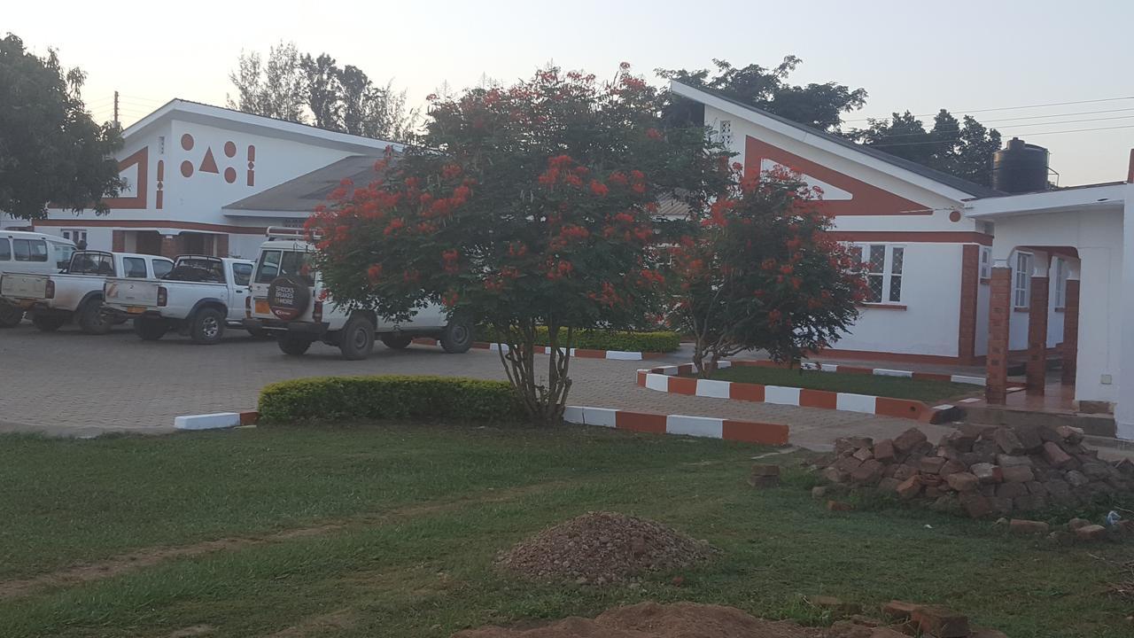 Lucia Villas Mbale Bagian luar foto