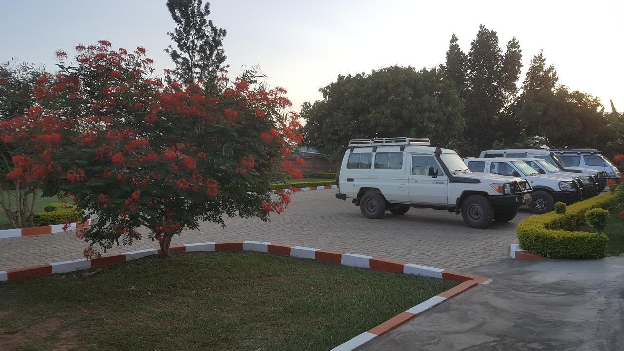 Lucia Villas Mbale Bagian luar foto