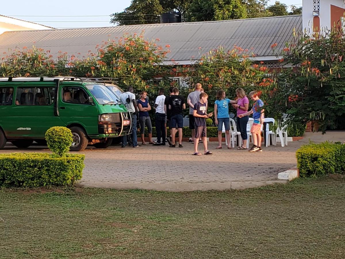 Lucia Villas Mbale Bagian luar foto